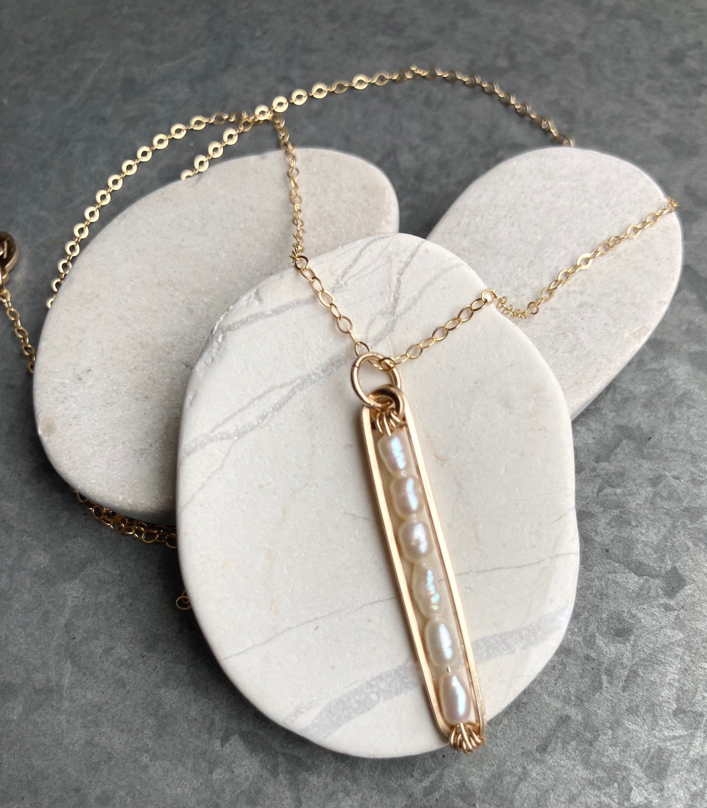 12-FW pearls wrapped in GF wire drop